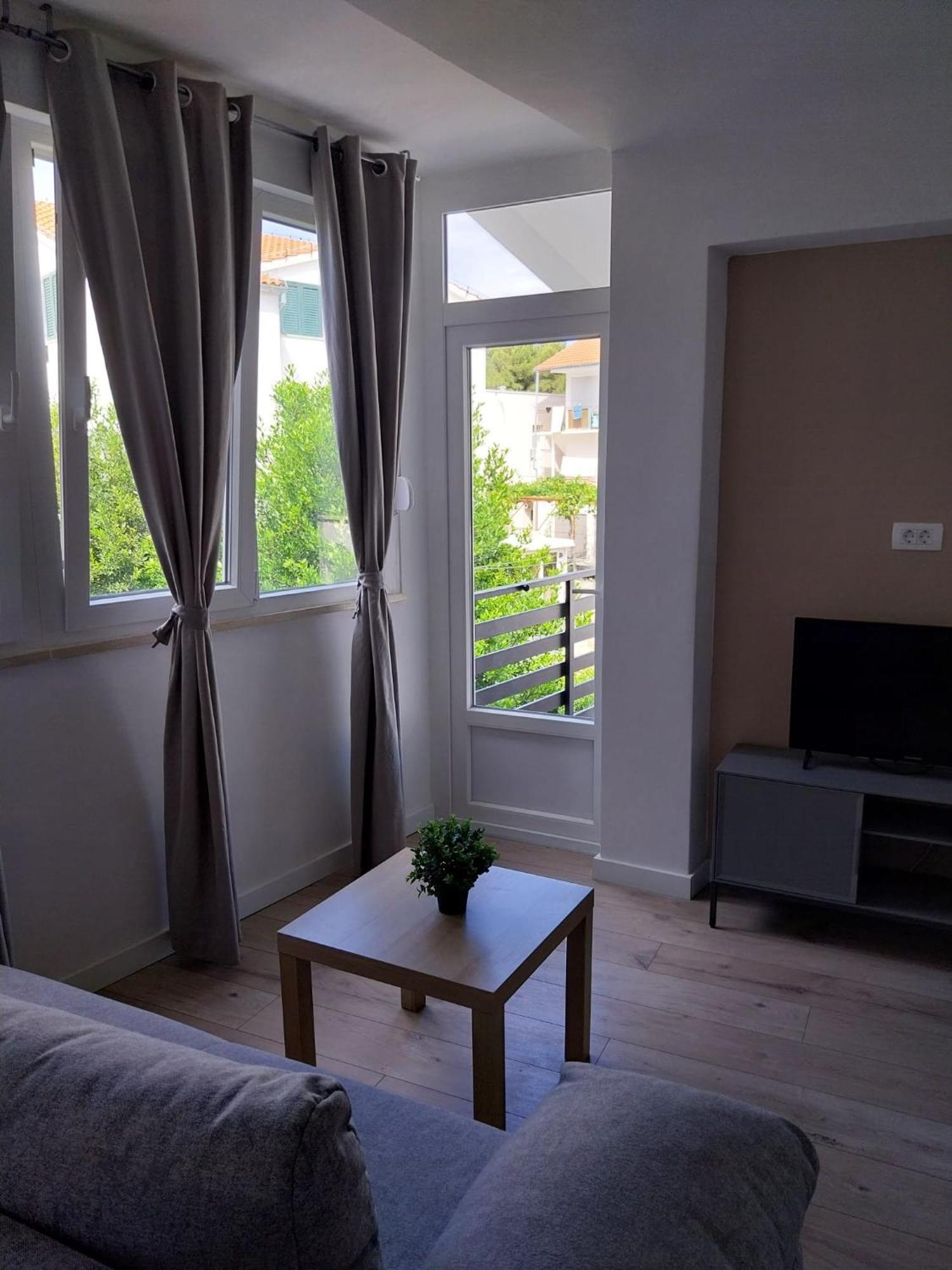 Apartments Danijela Трибунь Экстерьер фото